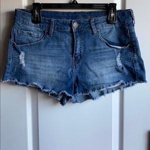 SO 5-Pocket Distressed High-Rise Jean Shorts